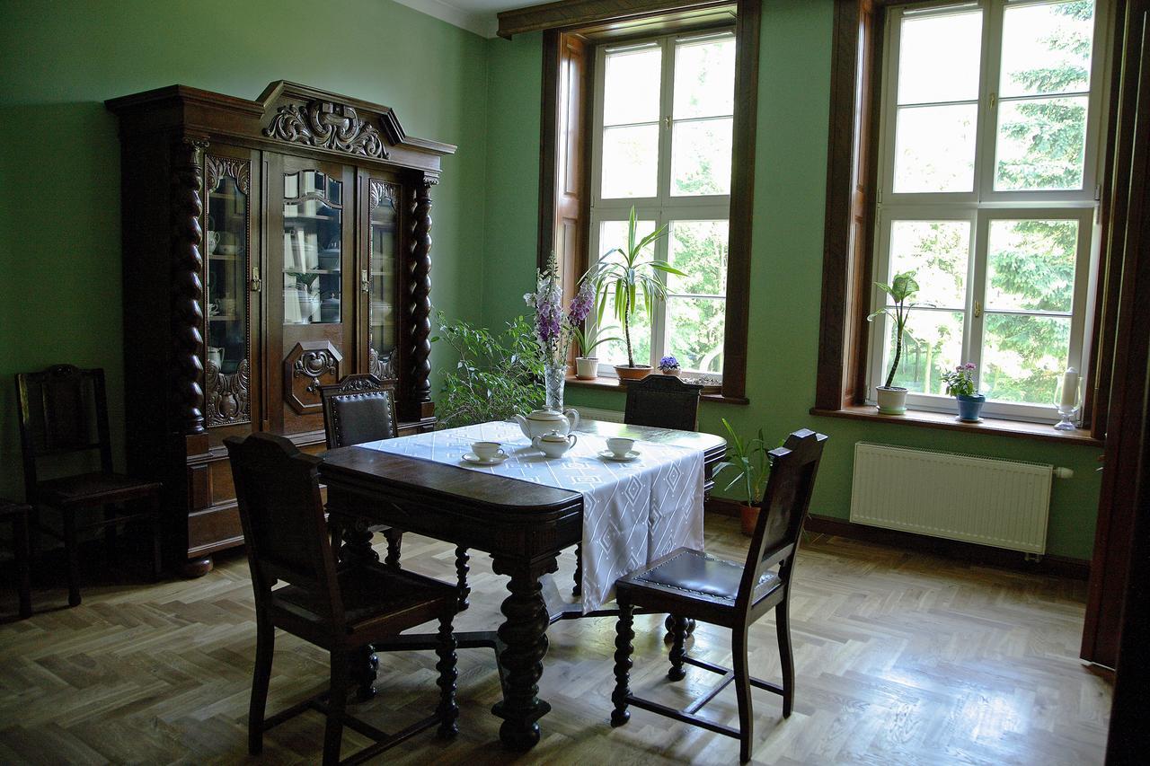 Bed and Breakfast Dwor Bieland à Elbląg Extérieur photo