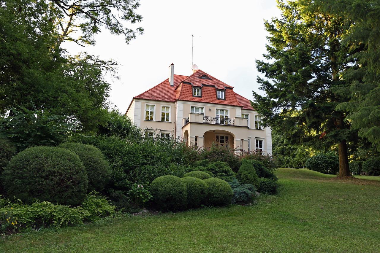 Bed and Breakfast Dwor Bieland à Elbląg Extérieur photo